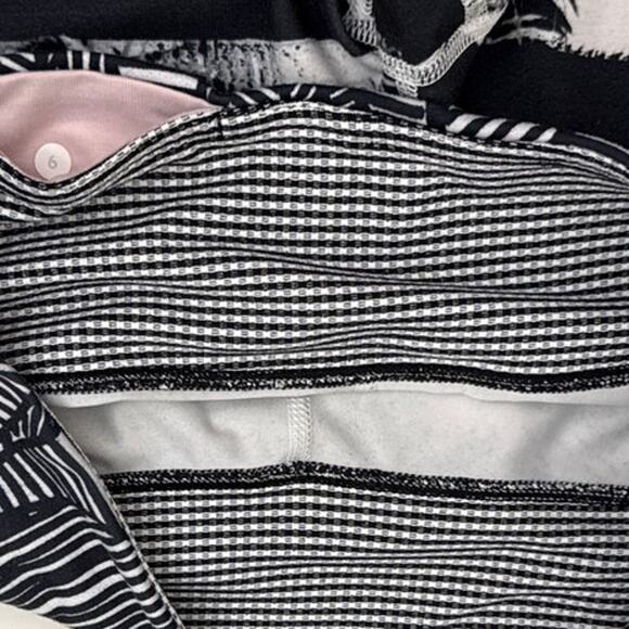 Lululemon Leggings Shady Palms Black White Active Athletic Pants Size Women's 6 - Picture 4 of 4